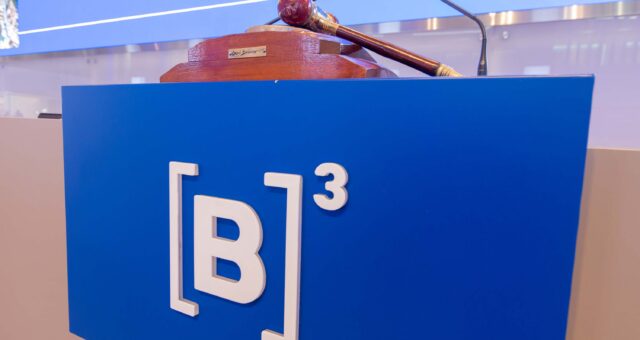 Por que o Ibovespa não para de subir?